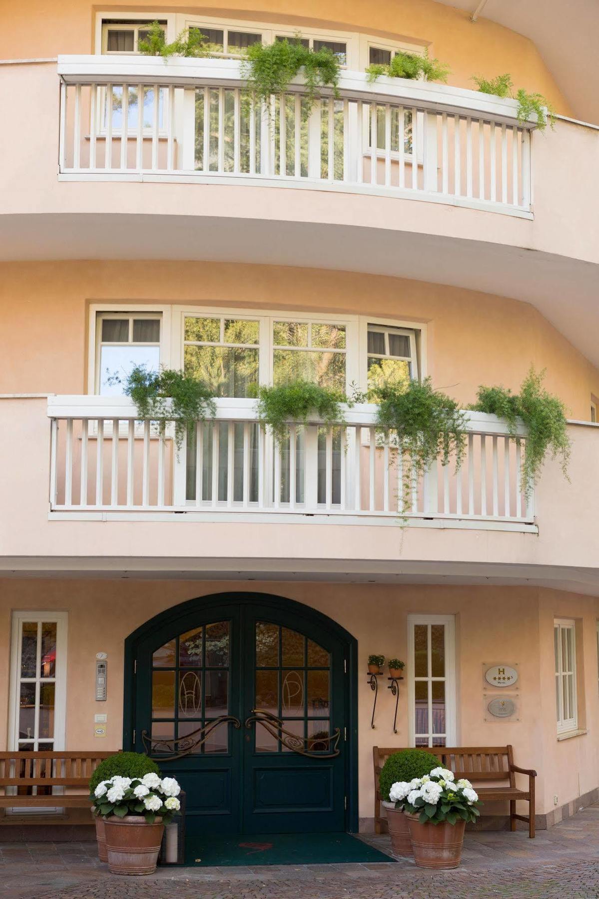 Pienzenau Am Schlosspark Hotel Merano